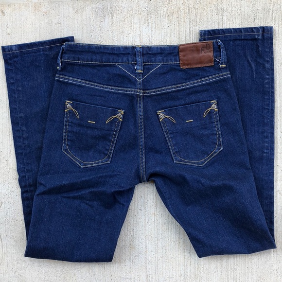 French Connection - Picture 3 of 8